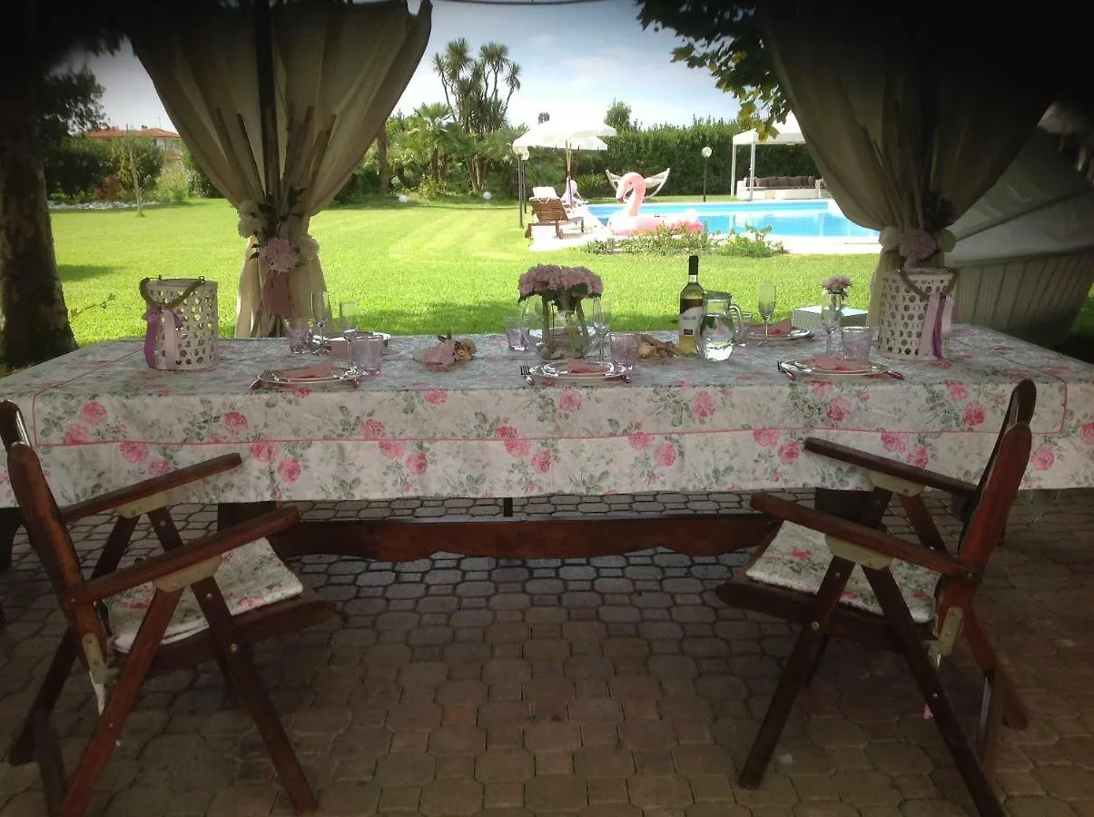 Villa Fioccomare Camaiore Apartment